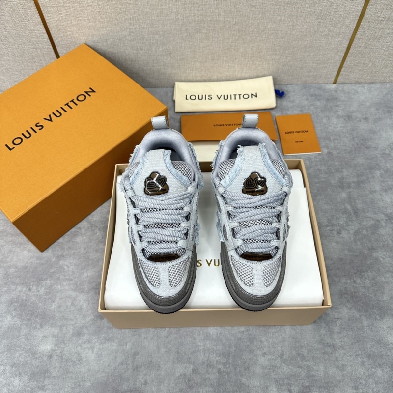 l**is V*t*n sneakers
